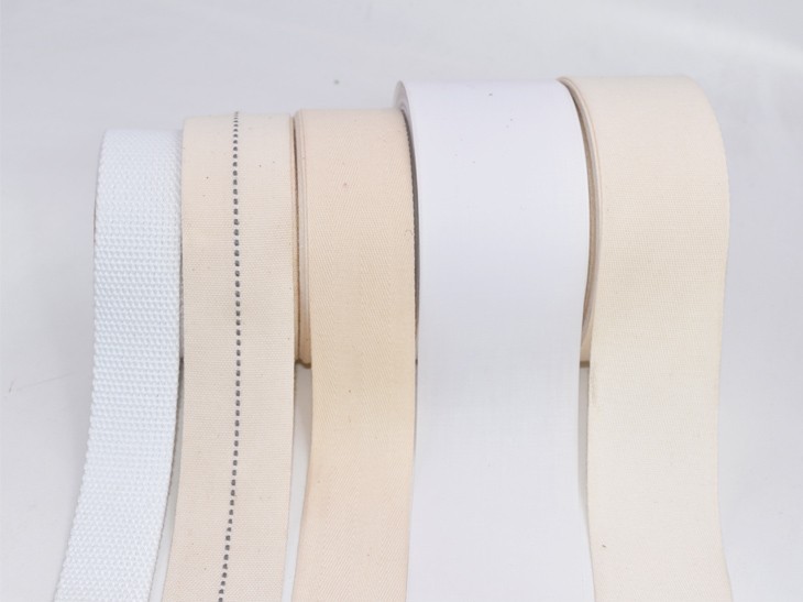 白色棉帶