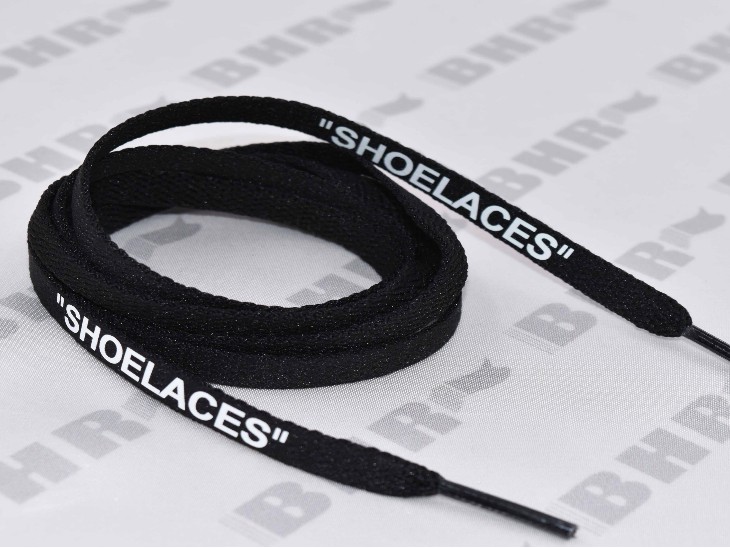 黑色立體燙印鞋帶